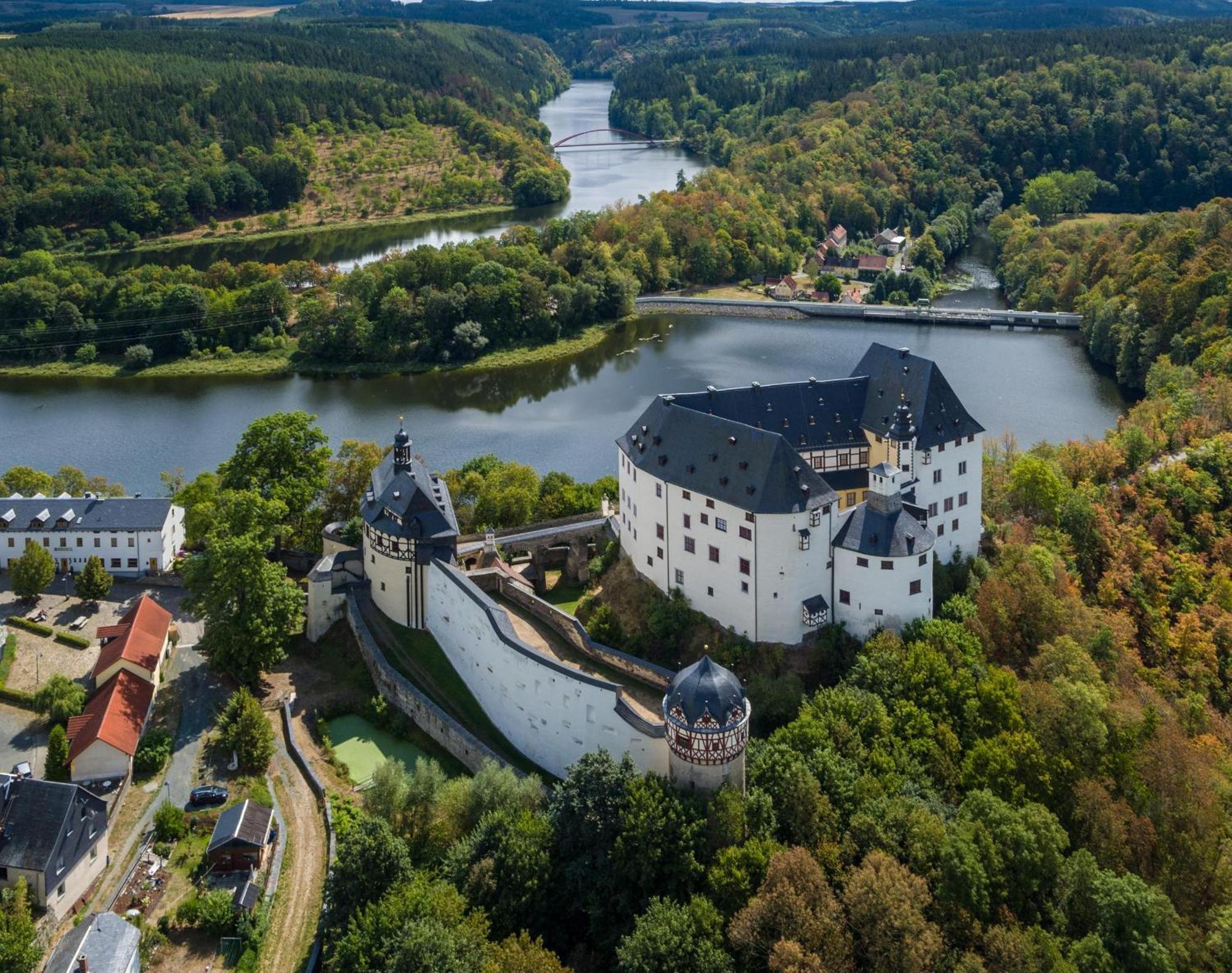 Landhauswohnung Am Thueringer Meer - Fuehlen Wie Zuhause Remptendorf Екстер'єр фото